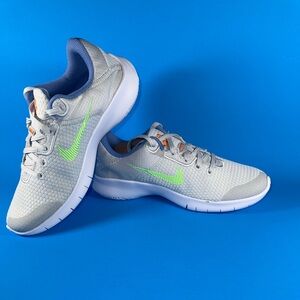 New Nike Flex Experience RN 11 Women’s Size 7.5 DD9283-010